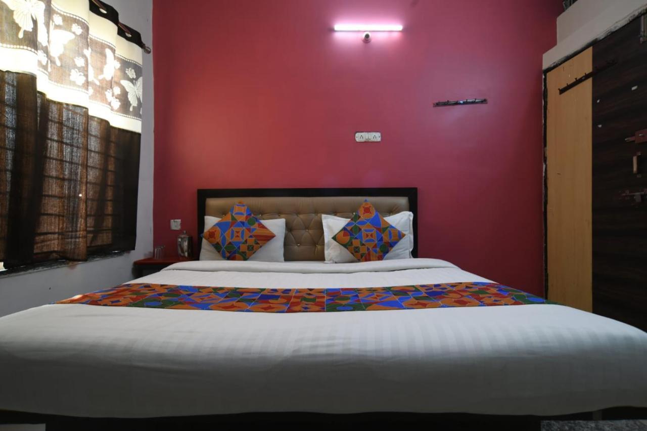 Hotel Royal Palace Indore Quarto foto